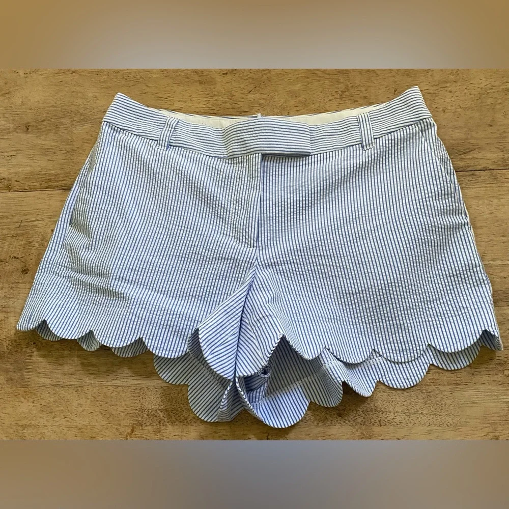 J Crew‎ Women’s Blue/White Pinstripe Seersucker Scalloped Short
